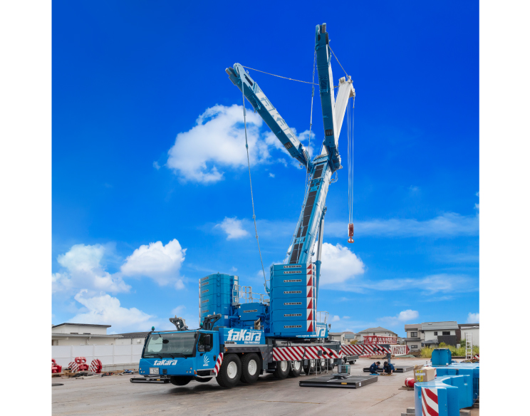 LIEBHERR(LTM1450NX)1台